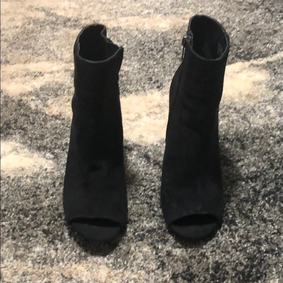 Steve Madden black peep toe heeled bootie - Picture 3 of 4